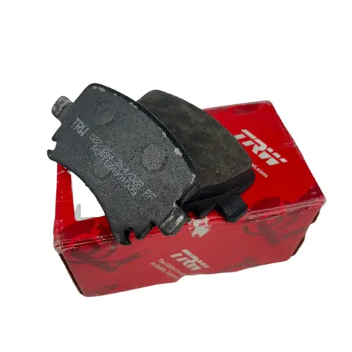 JG PASTILHA FREIO TRAS AUDI/VW 1.6 8/16V/1.8 20V/2.0 16V/2.5 20/3.0 24V/30V/4.2 32V 2005 A